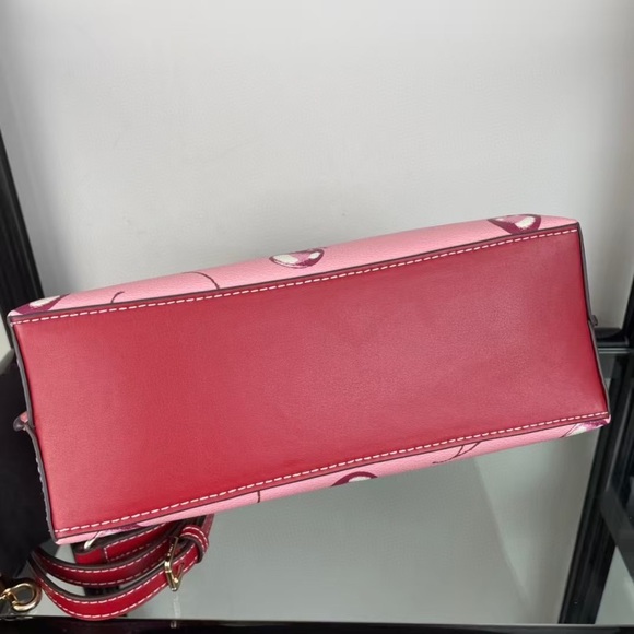 Coach Mollie Tote Bag 25 With Cherry Print - Picture 7 of 7